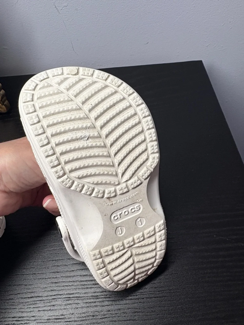 CROCS Kids White Classic Clog Water Shoes - Picture 7 of 7